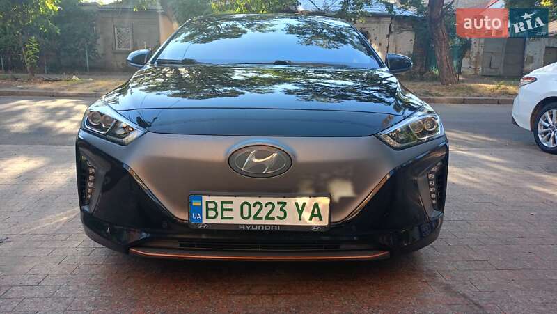 Хетчбек Hyundai Ioniq 2016 в Миколаєві