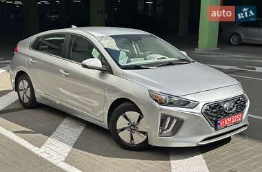 Лифтбек Hyundai Ioniq 2020 в Киеве