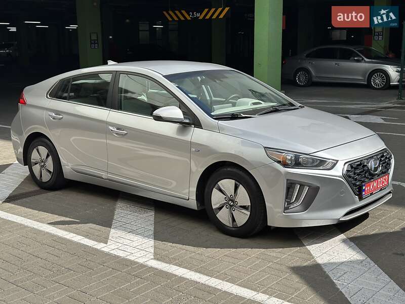 Ліфтбек Hyundai Ioniq 2020 в Києві