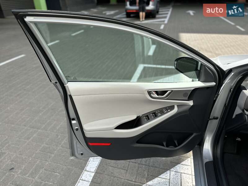 Ліфтбек Hyundai Ioniq 2020 в Києві