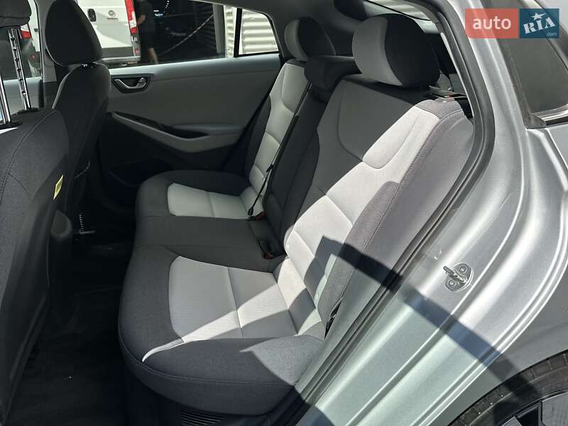 Ліфтбек Hyundai Ioniq 2020 в Києві