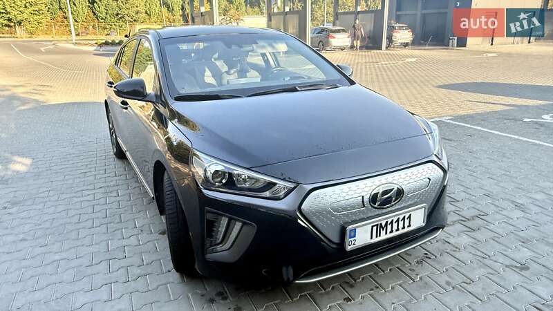Лифтбек Hyundai Ioniq 2021 в Виннице