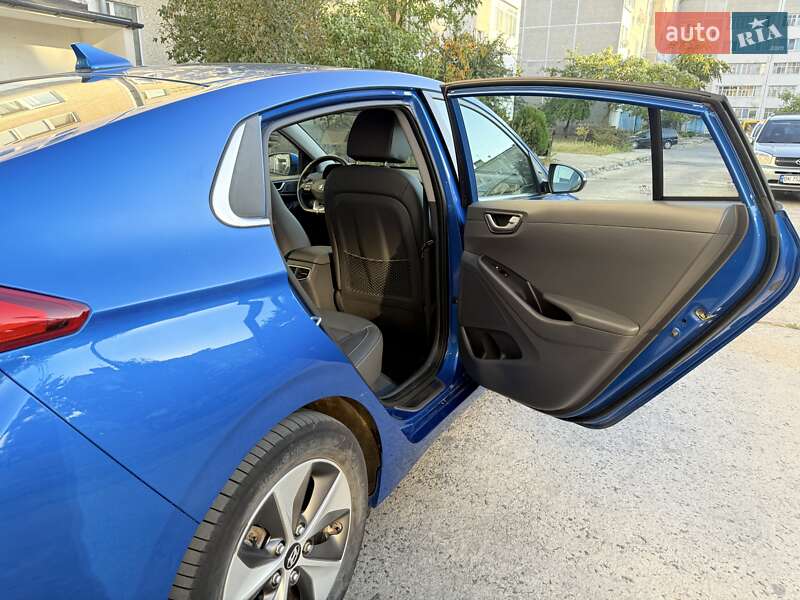 Хетчбек Hyundai Ioniq 2018 в Вараші