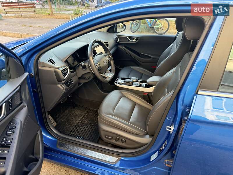 Хетчбек Hyundai Ioniq 2018 в Вараші