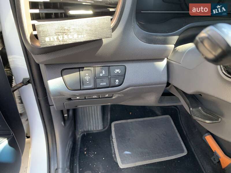 Хэтчбек Hyundai Ioniq 2018 в Одессе фото 6 Хэтчбек Hyundai Ioniq 2018 в Одессе