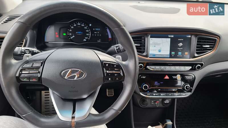 Лифтбек Hyundai Ioniq 2019 в Тернополе фото 15 Лифтбек Hyundai Ioniq 2019 в Тернополе
