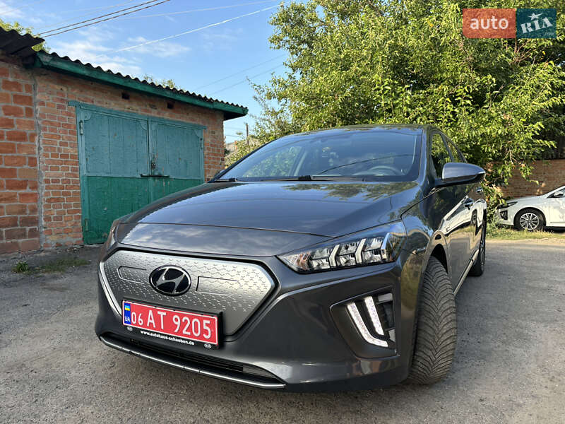 Лифтбек Hyundai Ioniq 2020 в Кобеляках