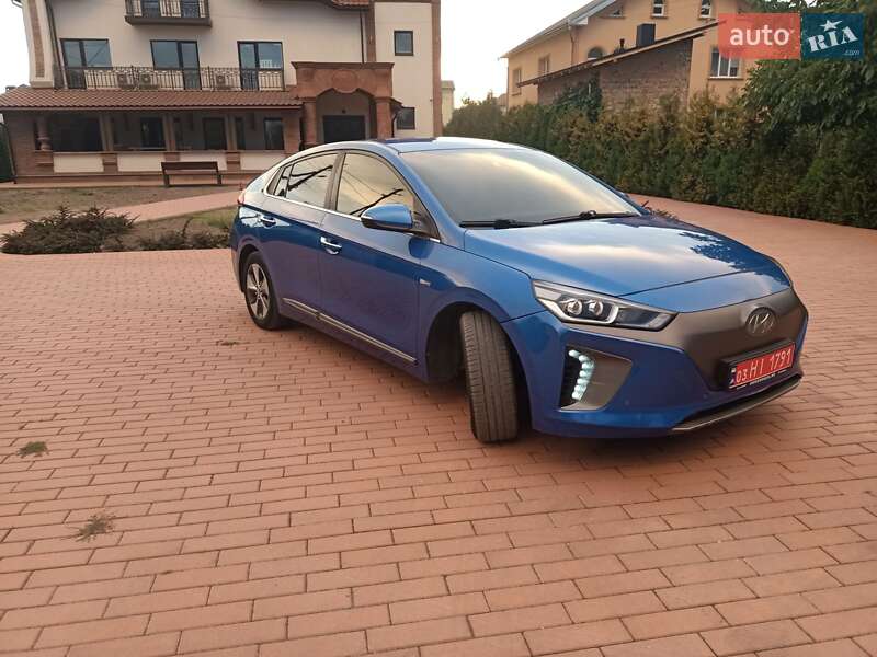 Хетчбек Hyundai Ioniq 2017 в Івано-Франківську