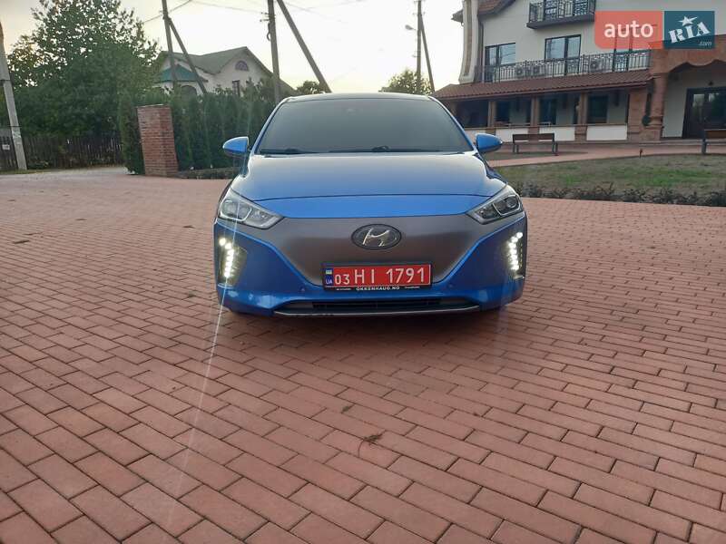Хетчбек Hyundai Ioniq 2017 в Івано-Франківську