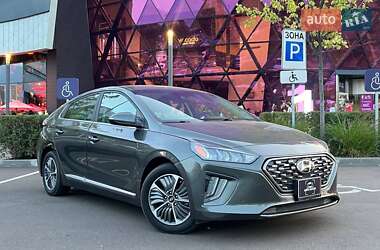 Лифтбек Hyundai Ioniq 2021 в Киеве