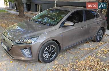 Лифтбек Hyundai Ioniq 2019 в Днепре