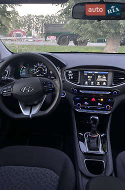 Хэтчбек Hyundai Ioniq 2018 в Виннице