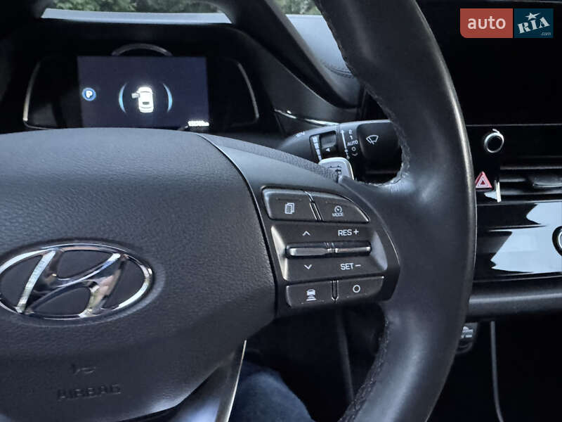 Лифтбек Hyundai Ioniq 2020 в Киеве фото 10 Лифтбек Hyundai Ioniq 2020 в Киеве