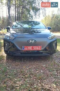 Лифтбек Hyundai Ioniq 2019 в Маневичах
