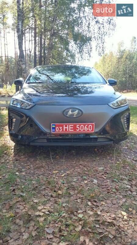 Лифтбек Hyundai Ioniq 2019 в 