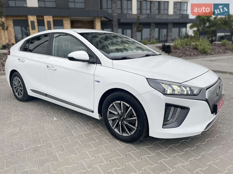 Лифтбек Hyundai Ioniq 2020 в Кропивницком фото 4 Лифтбек Hyundai Ioniq 2020 в Кропивницком