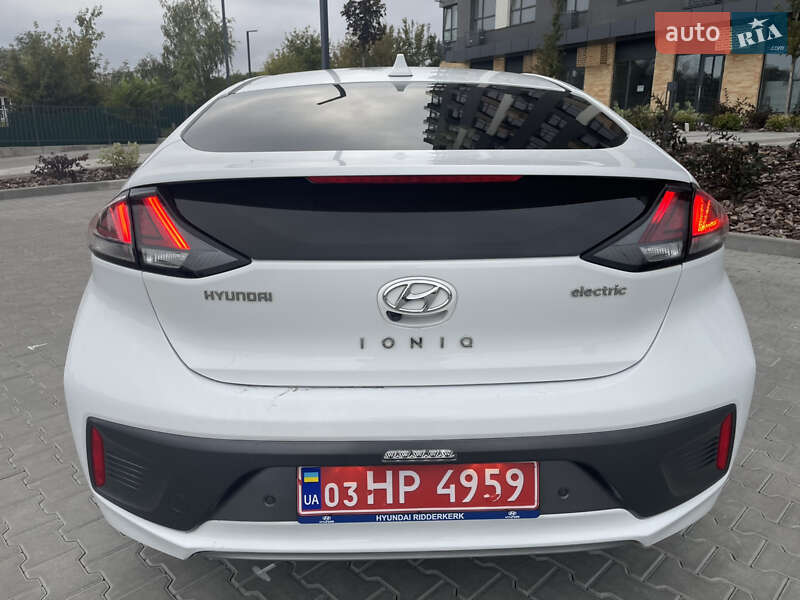 Лифтбек Hyundai Ioniq 2020 в Кропивницком фото 17 Лифтбек Hyundai Ioniq 2020 в Кропивницком