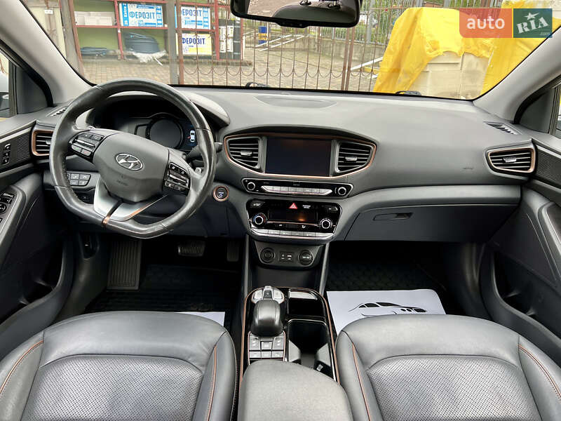 Хэтчбек Hyundai Ioniq 2017 в Луцке фото 46 Хэтчбек Hyundai Ioniq 2017 в Луцке