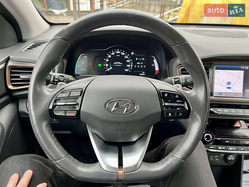 Хэтчбек Hyundai Ioniq 2017 в Луцке фото 49 Хэтчбек Hyundai Ioniq 2017 в Луцке