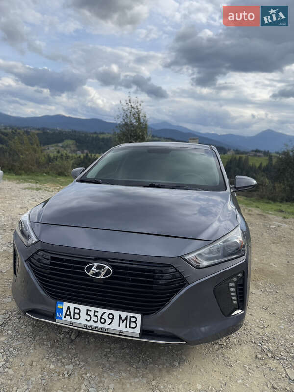 Хетчбек Hyundai Ioniq 2017 в Вінниці