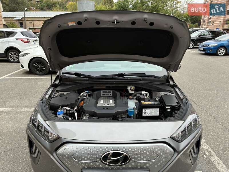 Ліфтбек Hyundai Ioniq 2020 в Києві