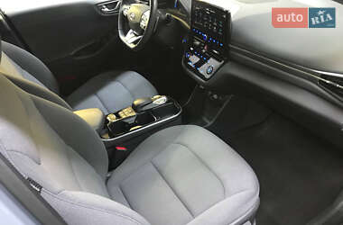 Лифтбек Hyundai Ioniq 2021 в 