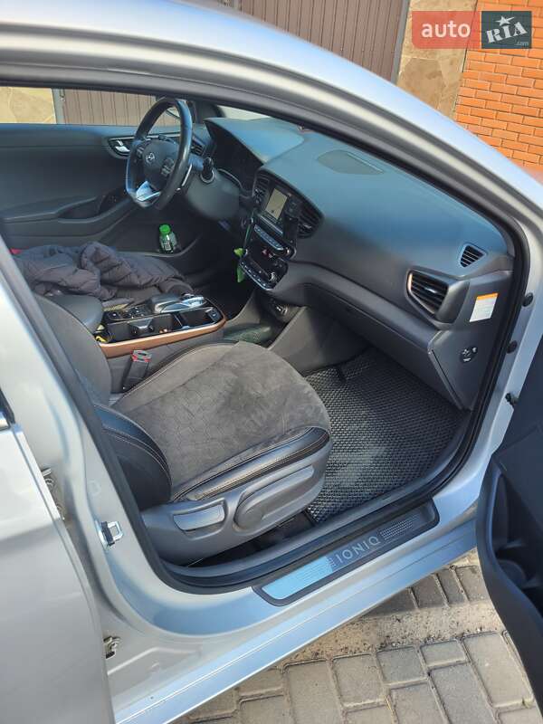 Хетчбек Hyundai Ioniq 2018 в Борисполі