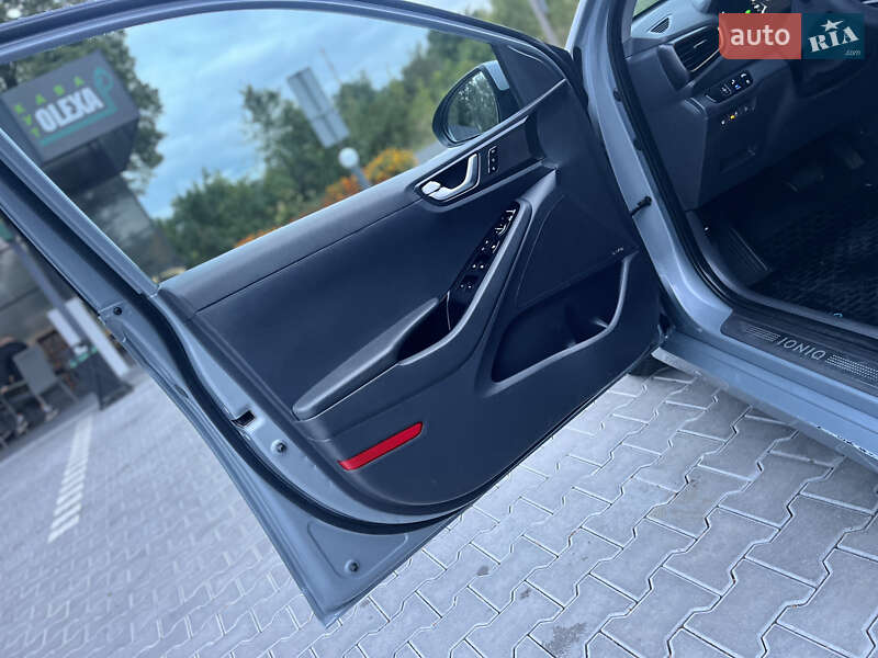 Хетчбек Hyundai Ioniq 2016 в Володимирі