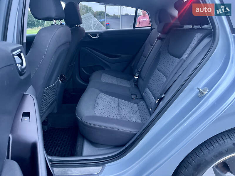 Хетчбек Hyundai Ioniq 2016 в Володимирі