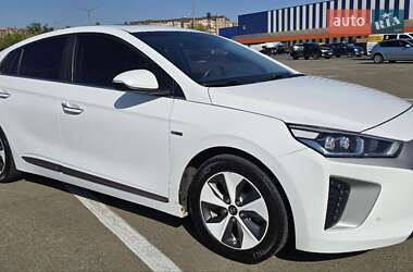 Хэтчбек Hyundai Ioniq 2017 в Кривом Роге