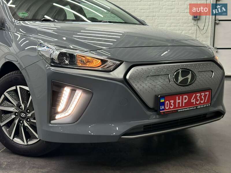 Лифтбек Hyundai Ioniq 2021 в Луцке