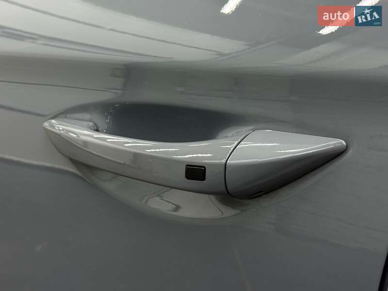 Лифтбек Hyundai Ioniq 2021 в Луцке