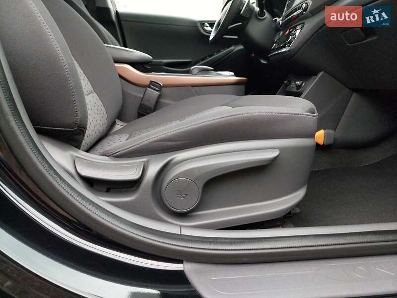 Лифтбек Hyundai Ioniq 2019 в Первомайске фото 48 Лифтбек Hyundai Ioniq 2019 в Первомайске