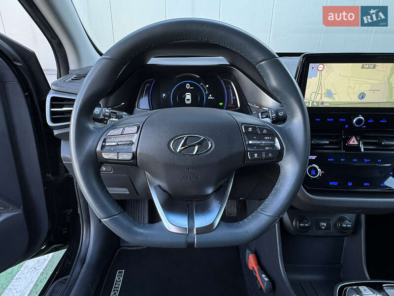 Хэтчбек Hyundai Ioniq 2019 в Киеве