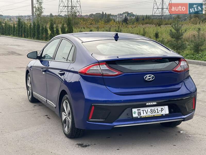Хэтчбек Hyundai Ioniq 2018 в Ровно