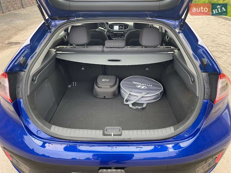 Хэтчбек Hyundai Ioniq 2018 в Ровно