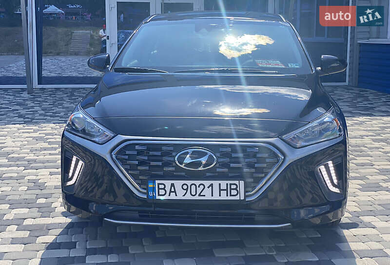 Hyundai Ioniq 2021