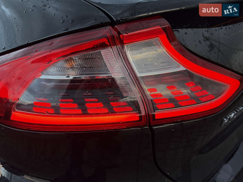 Хэтчбек Hyundai Ioniq 2018 в Львове фото 43 Хэтчбек Hyundai Ioniq 2018 в Львове