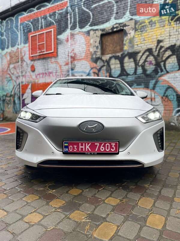 Хэтчбек Hyundai Ioniq 2018 в Луцке фото 9 Хэтчбек Hyundai Ioniq 2018 в Луцке