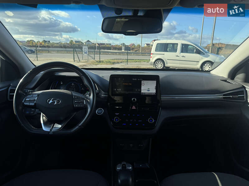 Лифтбек Hyundai Ioniq 2020 в Умани