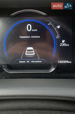 Лифтбек Hyundai Ioniq 2020 в 