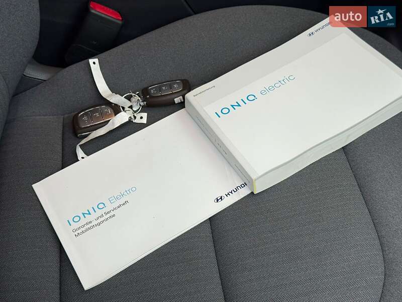 Лифтбек Hyundai Ioniq 2021 в Луцке