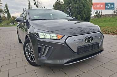 Лифтбек Hyundai Ioniq 2021 в Виннице