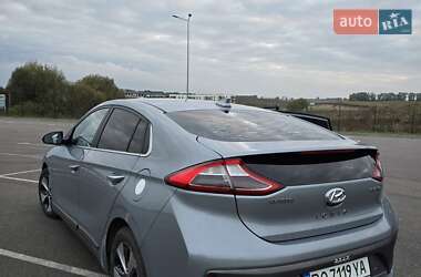 Хэтчбек Hyundai Ioniq 2017 в Ровно