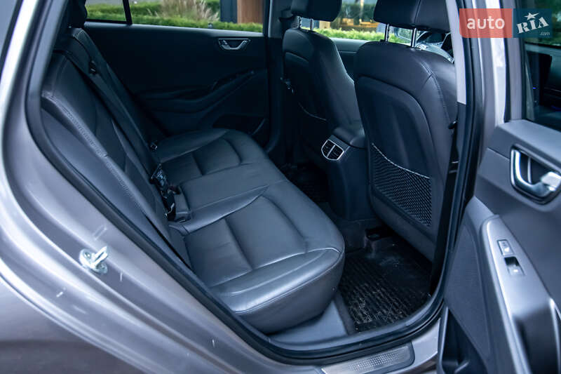 Лифтбек Hyundai Ioniq 2020 в Умани фото 30 Лифтбек Hyundai Ioniq 2020 в Умани