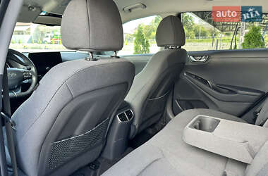 Лифтбек Hyundai Ioniq 2020 в 