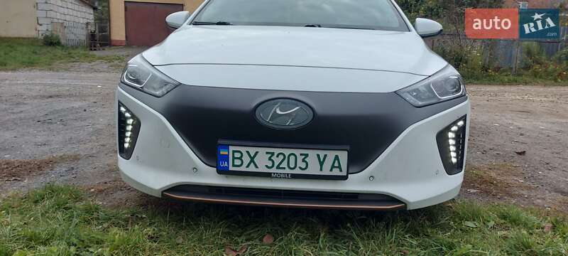 Хетчбек Hyundai Ioniq 2016 в Хмельницькому