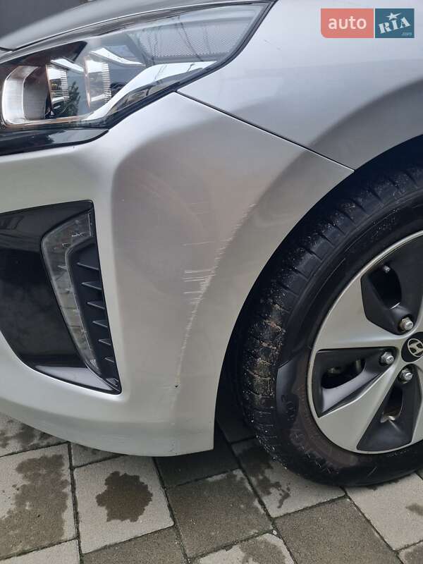Хэтчбек Hyundai Ioniq 2018 в Виннице фото 12 Хэтчбек Hyundai Ioniq 2018 в Виннице