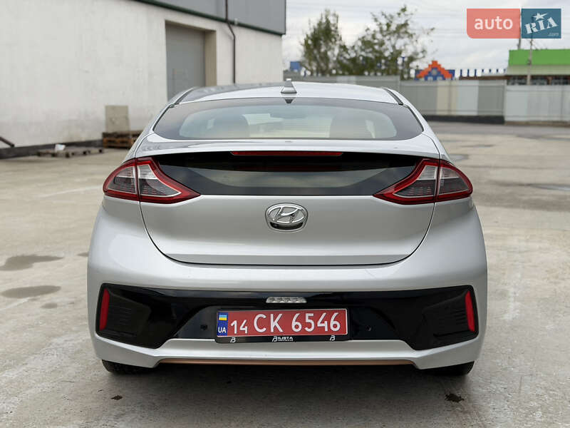 Хэтчбек Hyundai Ioniq 2018 в Виннице фото 6 Хэтчбек Hyundai Ioniq 2018 в Виннице