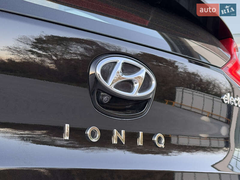 Хэтчбек Hyundai Ioniq 2018 в Тернополе